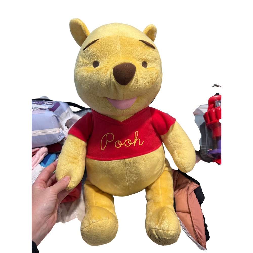 Disney Winnie the Pooh Plush Fisher-Price Mattel 2005 Yellow Red Bear H9025
